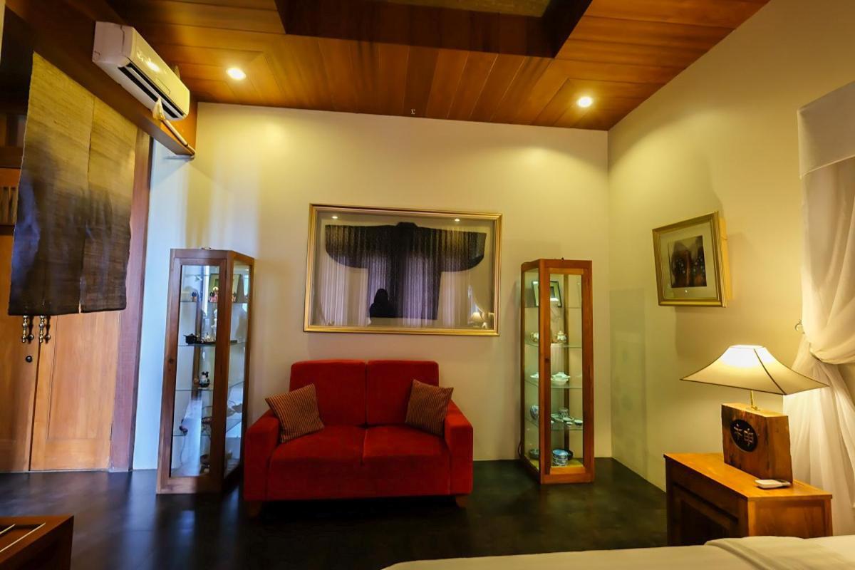 Rumah Stroberi Organic Farm & Family Lodge Лембанг Екстериор снимка